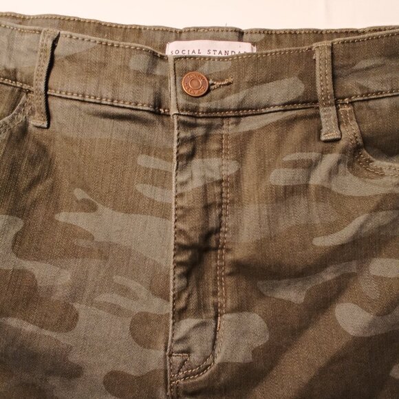 Social Standard By Sanctuary Jeans Size 16/33 High Rise Skinny Camo Print - Picture 4 of 11